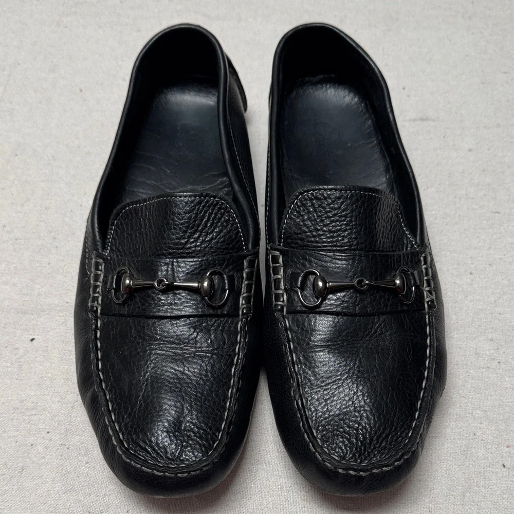 Cole Haan reposhing this